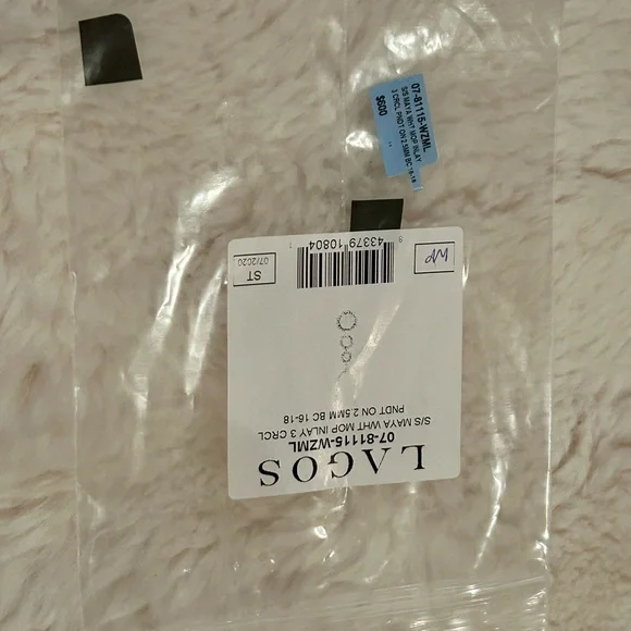 LAGOS Silver and Mother-of-Pearl Necklace and Matching Earrings - Picture 10 of 13